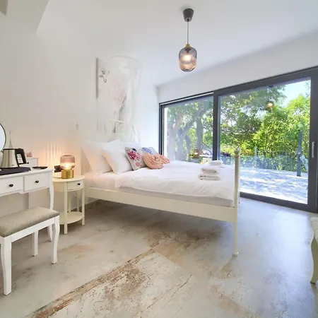 Semesterbostad Modruna Mit Privatem Pool By Interhome