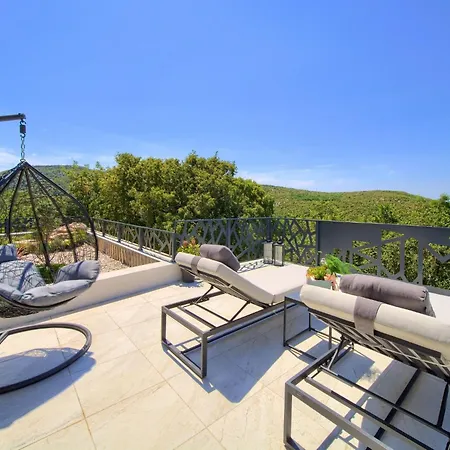 Modruna Mit Privatem Pool By Interhome * Grižane