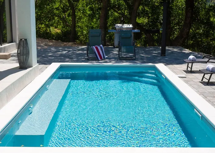 Casa vacanze Modruna Mit Privatem Pool By Interhome *