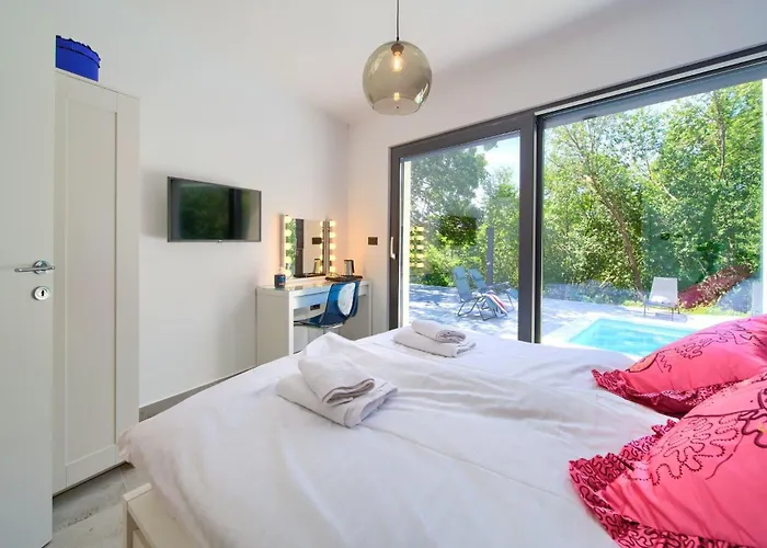 Modruna Mit Privatem Pool By Interhome * Grižane