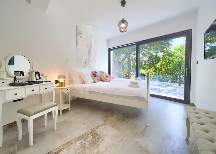 Semesterbostad Modruna Mit Privatem Pool By Interhome